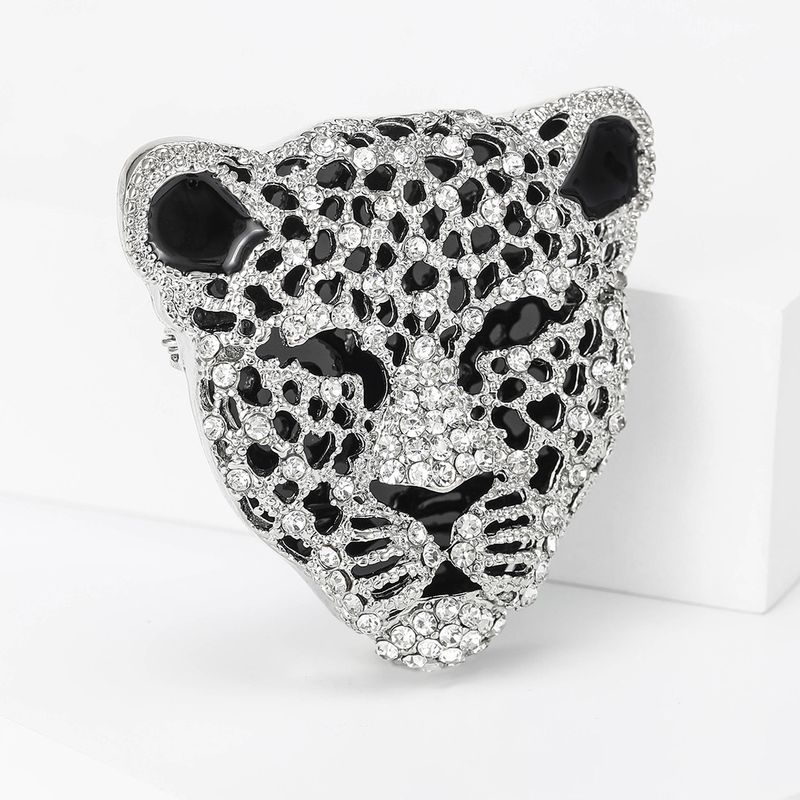 Fashion Rhinestone Leopard Head Alloy Accessory Versatile Animal Pin Brooch_voghion.com