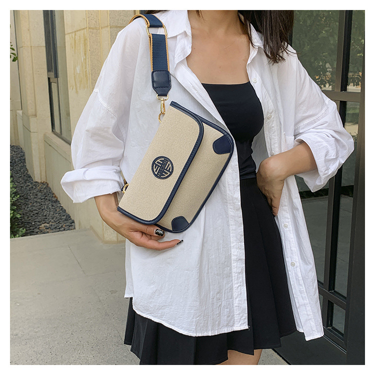 Einfache Canvas-Tasche Damen 2023 grenzüberschreitende neue trendige Mode kleine quadratische Tasche Nische hochwertige strukturierte Schulter-Umhängetasche_voghion.com