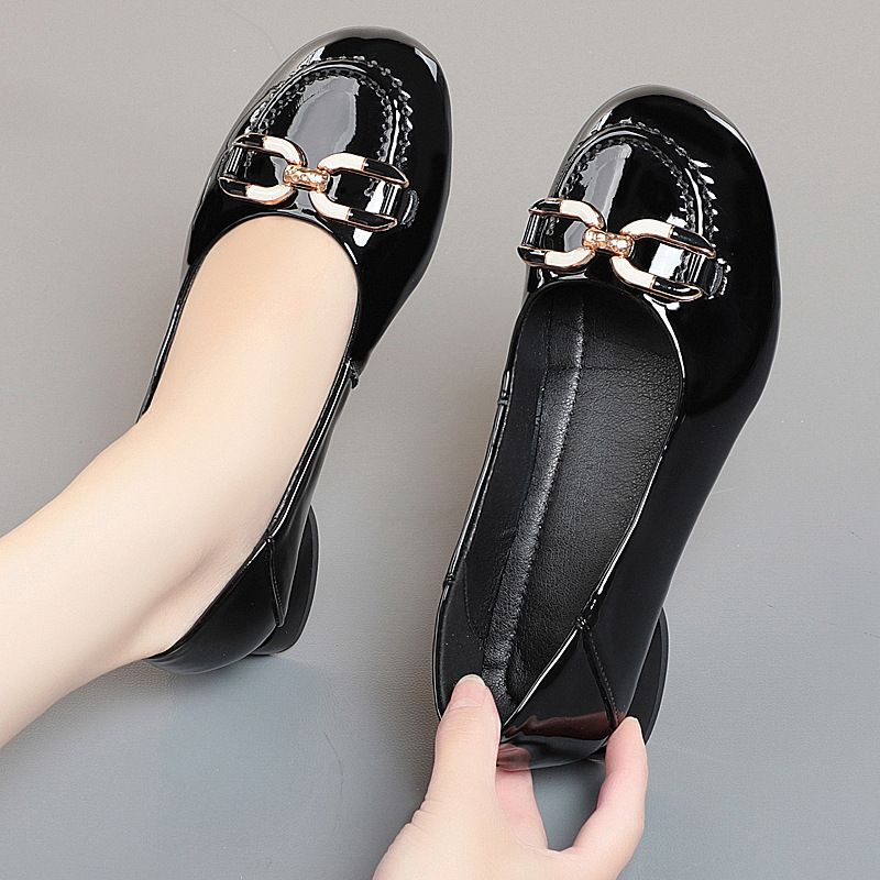 New Spring Genuine Mid-Heel Shallow Versatile Chunky Heel Single Patent Leather Soft Sole Plus Size Women's Shoes_voghion.com