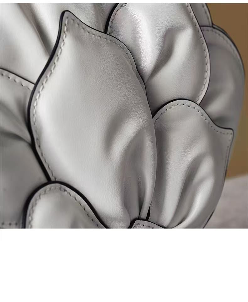 Borsa a tracolla con fiore di loto di FIMKA, borsa artistica di lusso in stile cinese per donna, design sostenibile_voghion.com