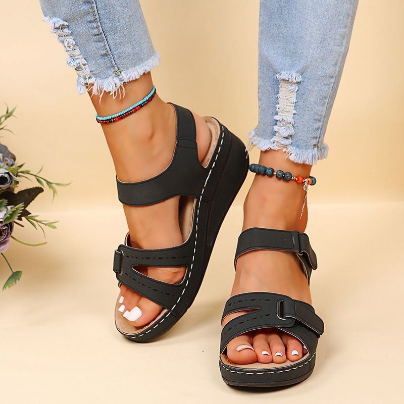 Nuovi sandali stile romano con bocca di pesce grandi casual 2024 Capispalla da donna in velcro Shake Line Shoes_voghion.com