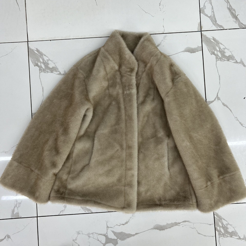 Damenbekleidung Kunstnerzmantel – Übergroße Teddyjacke (6 neutrale Farben)_voghion.com