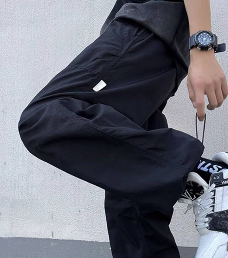 Windbreaker-Hose im amerikanischen Stil, schmal geschnittene Arbeitskleidung für Herren, Wanderhose, vielseitige, dünne High Street-Hose für den Sommer, funktionelle Freizeithose_voghion.com
