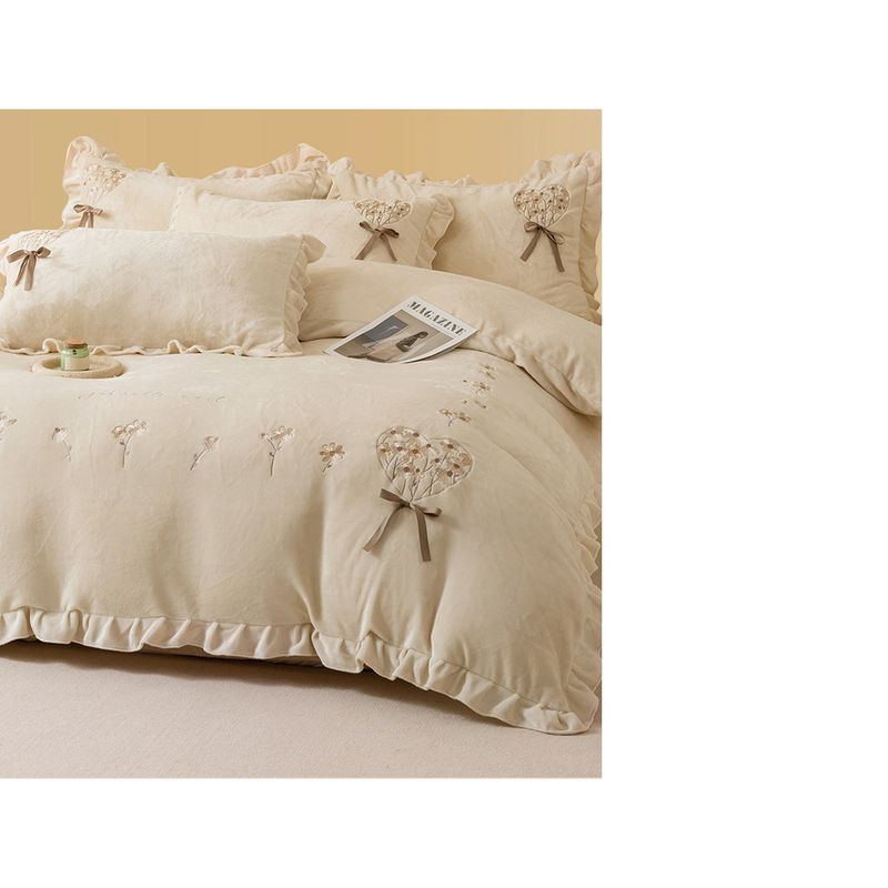 Set di quattro pezzi in velluto di latte, copripiumino invernale spesso e caldo con motivo a farfalla, biancheria da letto in pizzo di velluto corallo_voghion.com
