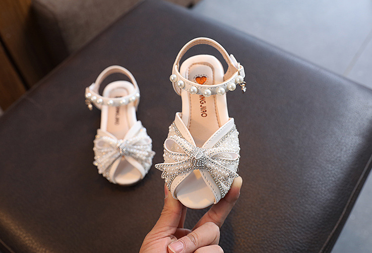 Xia Princess Water Diamond Fischmaulsandalen Kleine Mädchen Mittlere und Große Kinder Tanzkristall Performance Schuhe_voghion.com