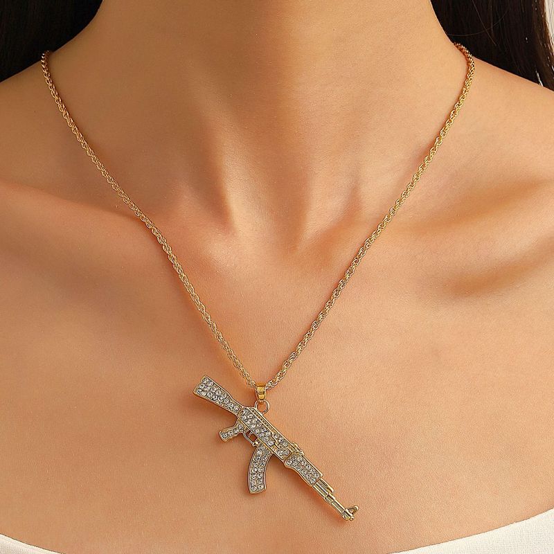 Punk hip hop full diamond submachine gun necklace creative personality gun AK pendant jewelry men and women_voghion.com