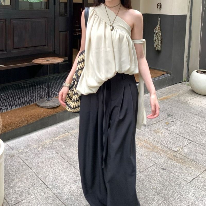 Gilet corto senza maniche con nastro dal design ampio per donna, estate 2025, nuovo top asimmetrico con boccioli di fiori irregolari in stile francese_voghion.com