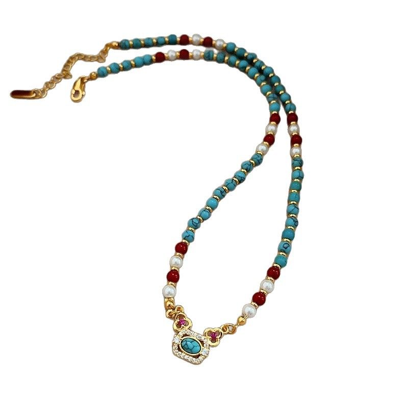 Collar con colgante rectangular de circonita, piedra verde, perlas y cadena francesa con diseño de nicho, gargantilla Sense_voghion.com