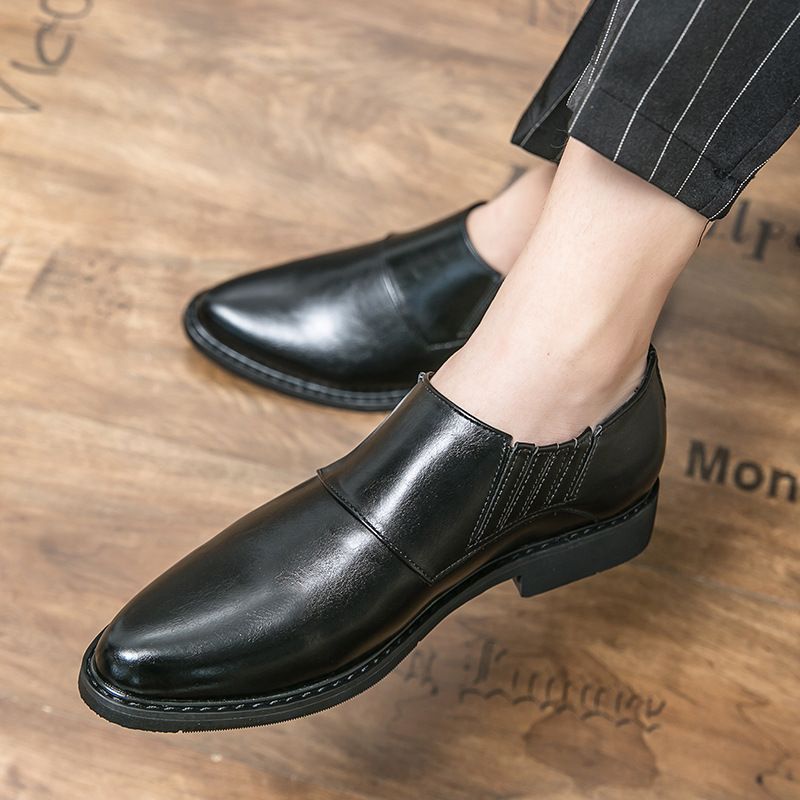 Geeignet für alle Jahreszeiten 2025 Herbst Atmungsaktive Slip-On Spitzschuh Herren Loafer Trendy Britische Lederschuhe_voghion.com