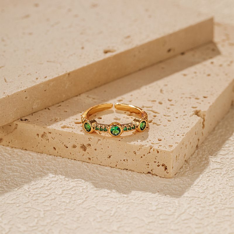 Anello di lusso leggero in zircone, vero oro galvanizzato, colore che preserva la trama del metallo, anello retrò francese, temperamento attivo, anello turchese_voghion.com