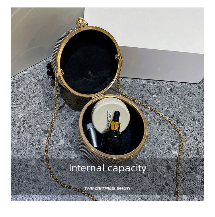 Spring Simple Western Style Mini Flash Diamond Fashion Bucket Bag 2023 New All-match Pleated Chain Shoulder Bag for Women_voghion.com