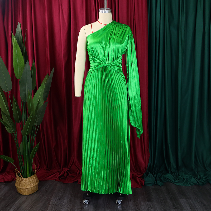 women's clothing new one-shoulder pleated long skirt oblique collar waist dress _voghion.com