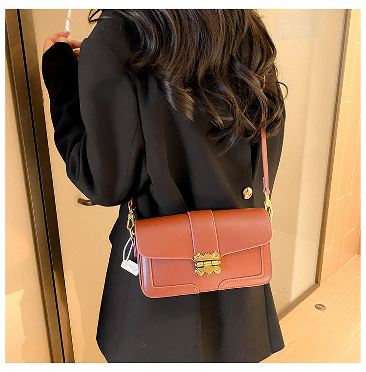 Borsa da donna di Nanfeng 2023 Primavera ed estate Nuovo design di nicchia La sensazione di vera pelle è popolare quest'anno consegna di borse quadrate in vera pelle sotto le ascelle_voghion.com