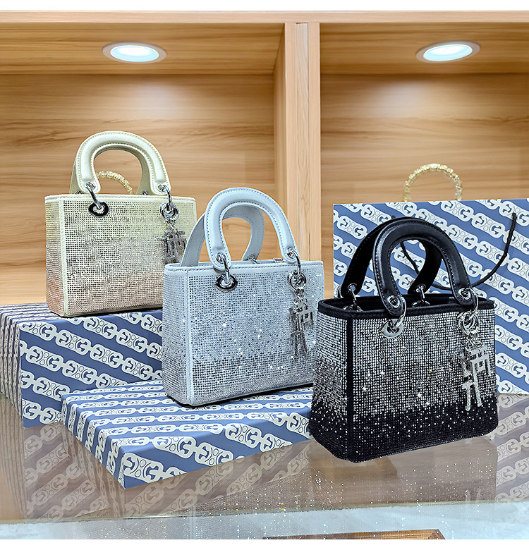 Cinghie a catena Daifei portatili di fascia alta con strass sfumati da donna di vendita calda, piccole borse quadrate a tracolla, alla moda_voghion.com