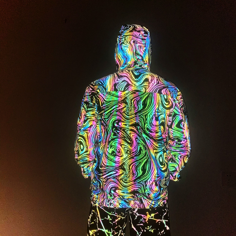 Vêtements pour hommes Nouvelle veste réfléchissante colorée pour hommes, haut à capuche extensible respirant en tricot avec ciel étoilé coloré_voghion.com