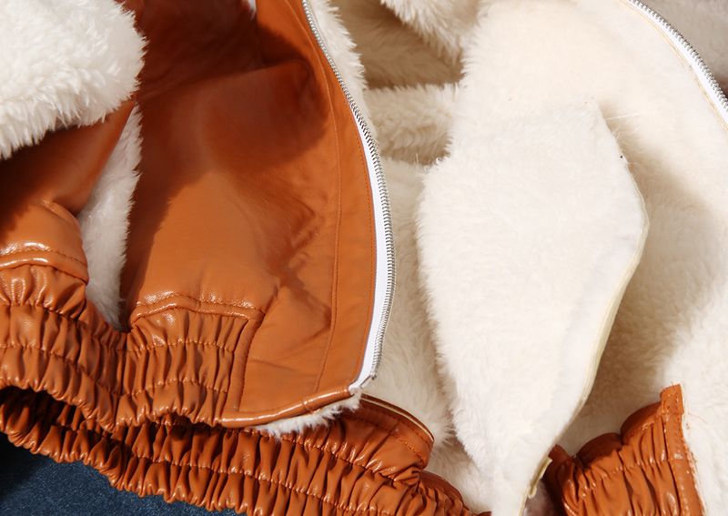 Fur one-piece lamb fur short coat women's winter American retro stitching contrast color hooded motorcycle jacket top_voghion.com