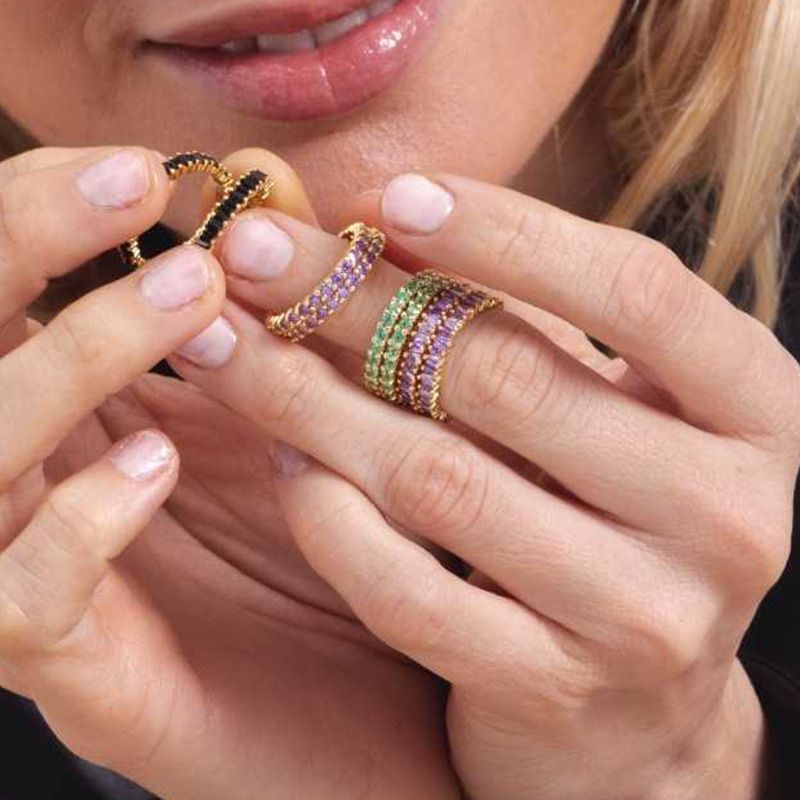 Bague en or plaqué cuivre avec zircons incrustés pour femme, bague de luxe rétro avec diamants colorés_voghion.com