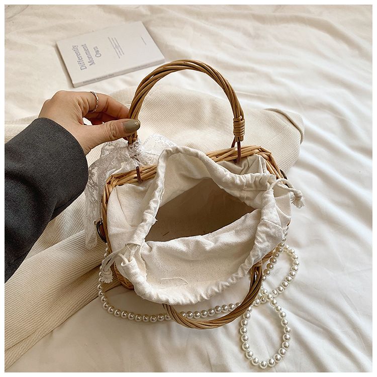 Borsa di paglia Borsa intrecciata Borsa da spiaggia Fairy Borsa di paglia per le vacanze Borsa da donna in rattan Borsa a tracolla con catena di perle Intreccio_voghion.com