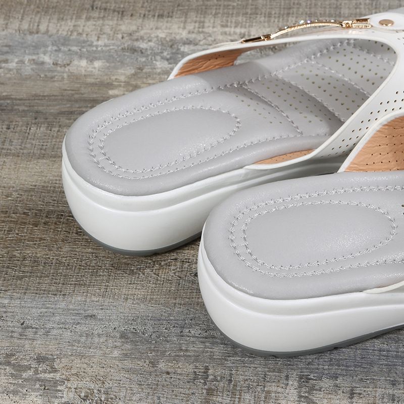 Strandsandalen mit Metallschnalle, Damen-Keilabsatz, modische, lässige Damen-Sandalen_voghion.com