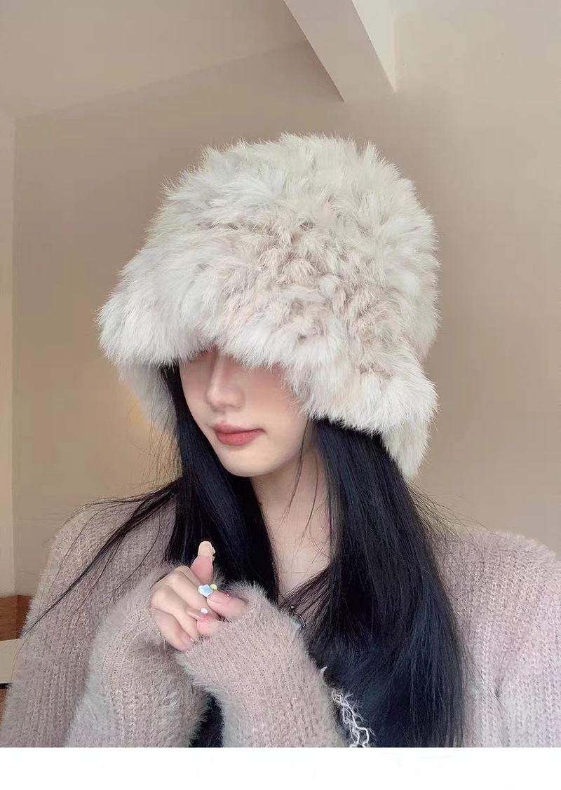 Cappello in peluche bianco da donna in vero pelo di coniglio in autunno inverno per tenersi al caldo e mostrare il viso, l'orecchio piccolo_voghion.com