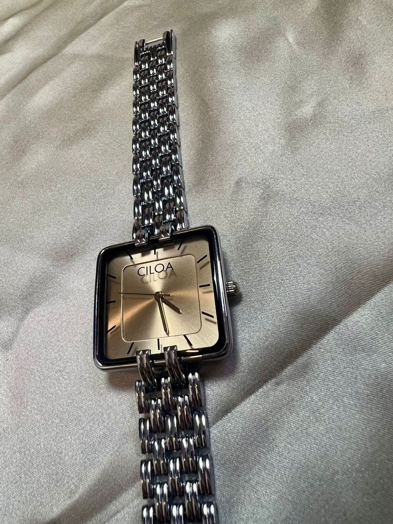 Women's Watches Valentine's Day Gift Women's Business Square Large Dial Watch Women's Simple Retro Temperament Casual Waterproof Quartz Watch_voghion.com