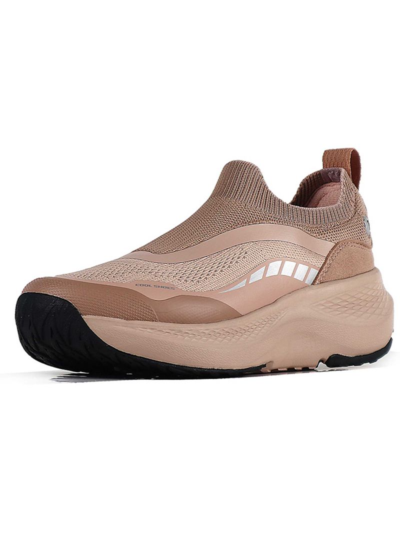 Tênis de malha sem cadarço: designs em tons neutros e quentes para conforto diário sem esforço._voghion.com