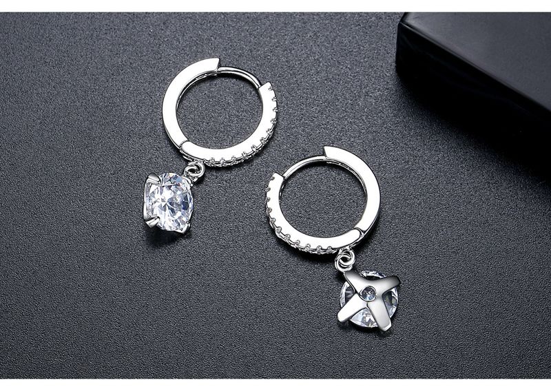 Damenschmuck Geometrische Zirkon-Ohrstecker aus Kupfer, elegantes und minimalistisches Design für den Alltag, Huggie-Ohrring_voghion.com