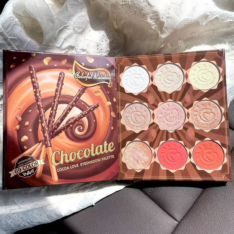 Chocolate 69-Color 3-Layer Book-Style Eyeshadow Palette With Highlighter & Contour - Matte & Shimmer Pigmented Makeup For Natural & Smoky Looks_voghion.com