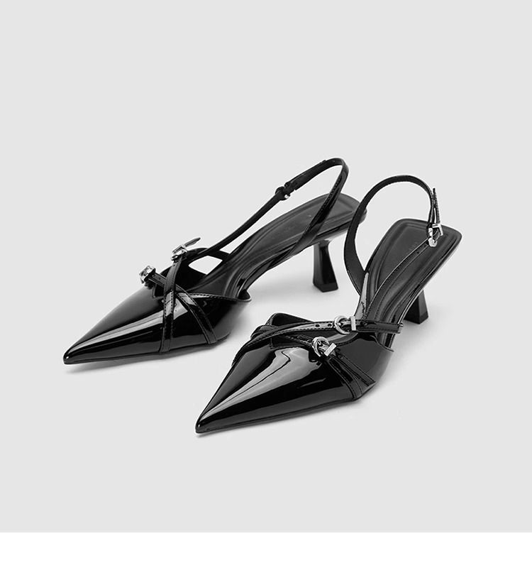 Nuevas sandalias con cabeza de gato puntiaguda y tacón bajo de estilo británico con una hebilla y tacón alto para mujer_voghion.com