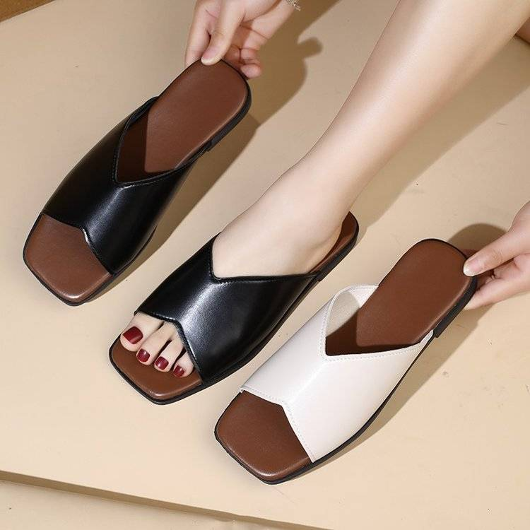 The 2025 New French Office Flat Beach Sandals And Flip-flops For Women Wearing Square-toed Slippers_voghion.com