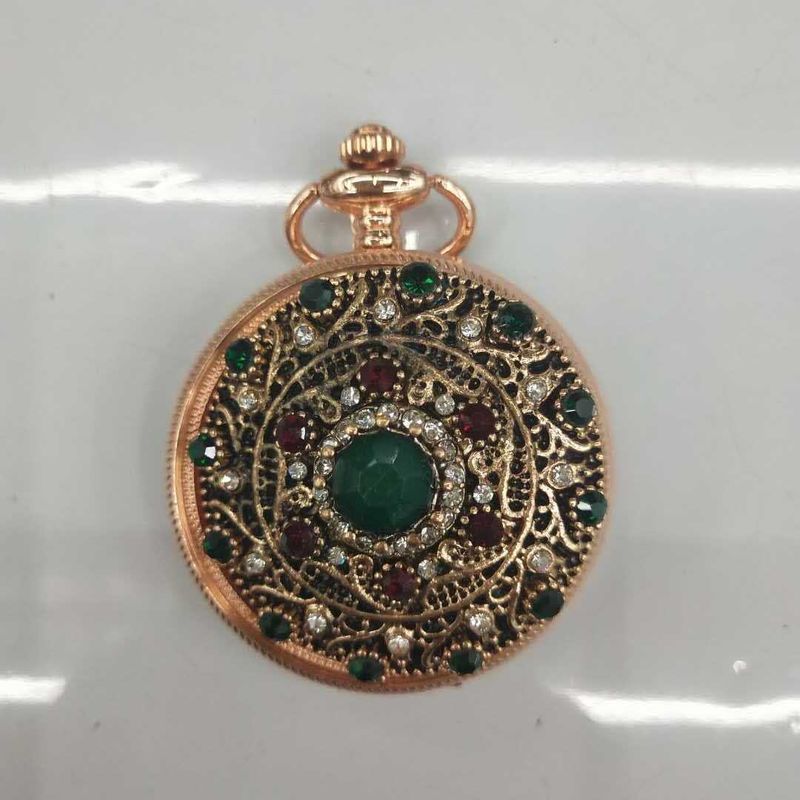 Orologio da tasca unisex con superficie al quarzo e diamanti rossi con custodia a ribalta creativa_voghion.com