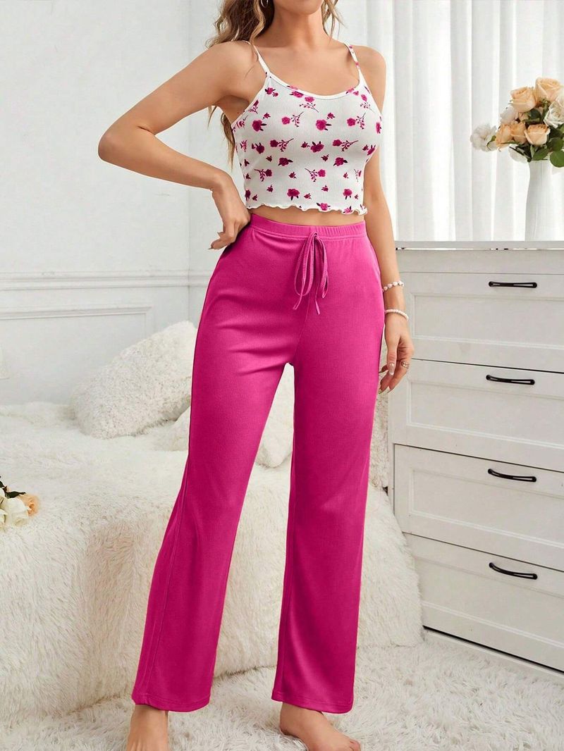 Kadın Pijama Takımı Ev Giyim, Askılı Üst ve Pantolon Takımı, Çiçek Desenli, Rahat ve Konforlu_voghion.com