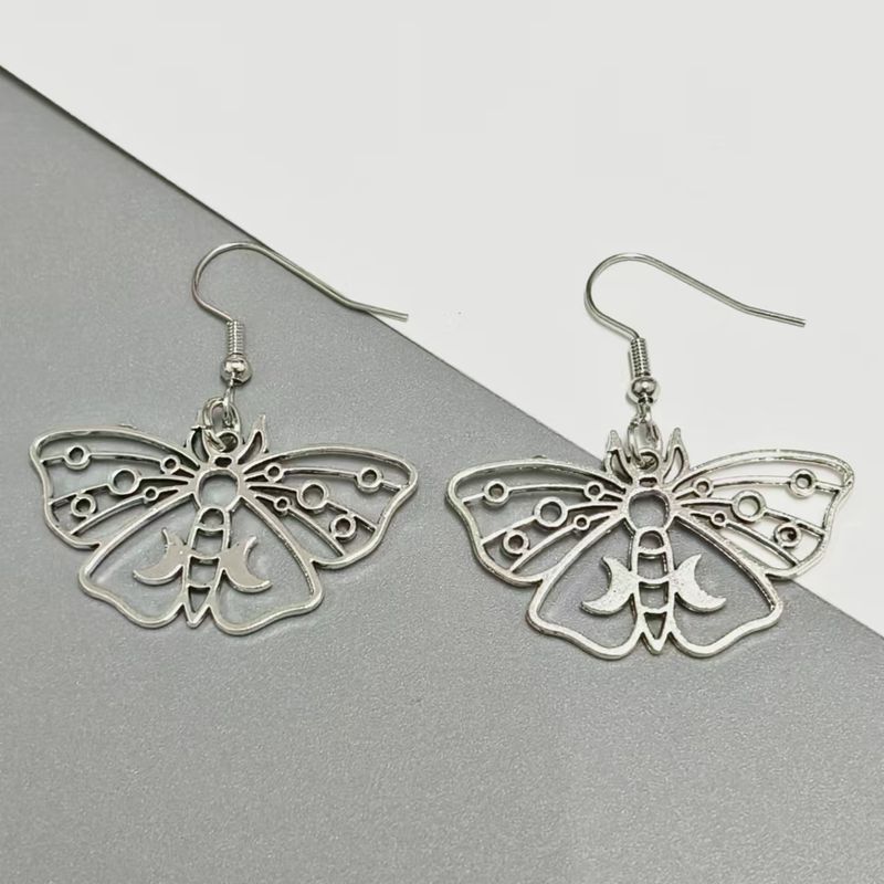 Cross-Border Neue hohle Ohrhänger für Damen im Gothic-Stil mit Schmetterlingsanhänger aus Legierung im europäischen und amerikanischen Stil_voghion.com