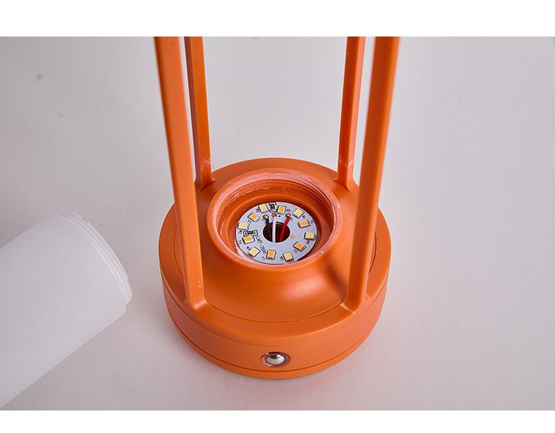 Wiederaufladbare LED-Tischleuchte für den Außenbereich, ideal für Camping und Zelte, mit Cartoon-Motiv und USB-Anschluss._voghion.com