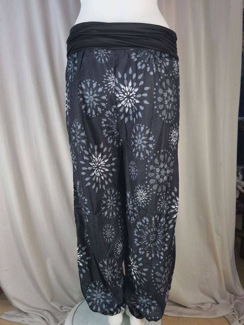Pantaloni casual harem con stampa digitale lunga da donna_voghion.com