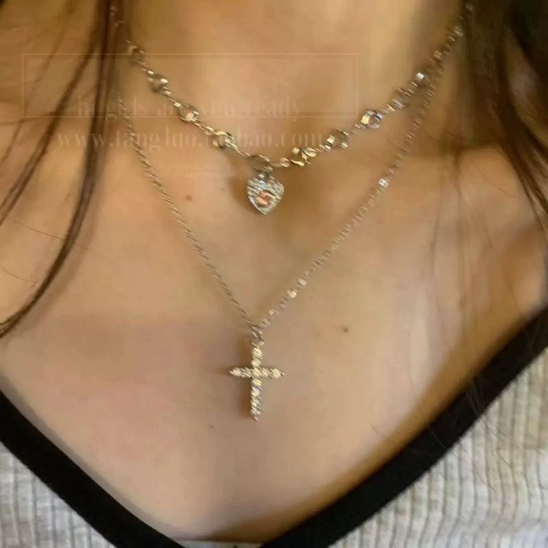 Atmospheric Double Layer Pink Inlaid Heart Necklace Short Sparkling Diamond Choker 2024 New Clavicle Chain Cute_voghion.com
