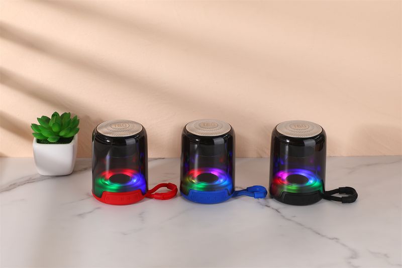TG314 speaker, outdoor portable LED light card, USB flash drive, FM subwoofer gift, Bluetooth speaker_voghion.com
