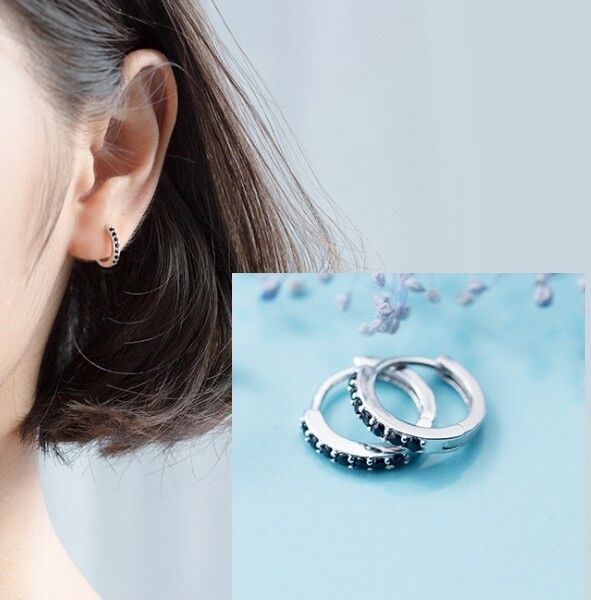 Orecchini a cerchio piccoli da 8 mm in argento sterling 925 con zirconi neri, regalo per donna E3_voghion.com