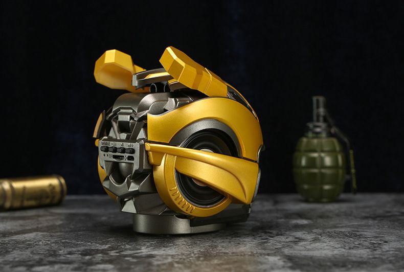 Bumblebee trådlös Bluetooth-högtalare kreativ tecknad Transformers kortinsättning utomhusljud subwoofer present_voghion.com