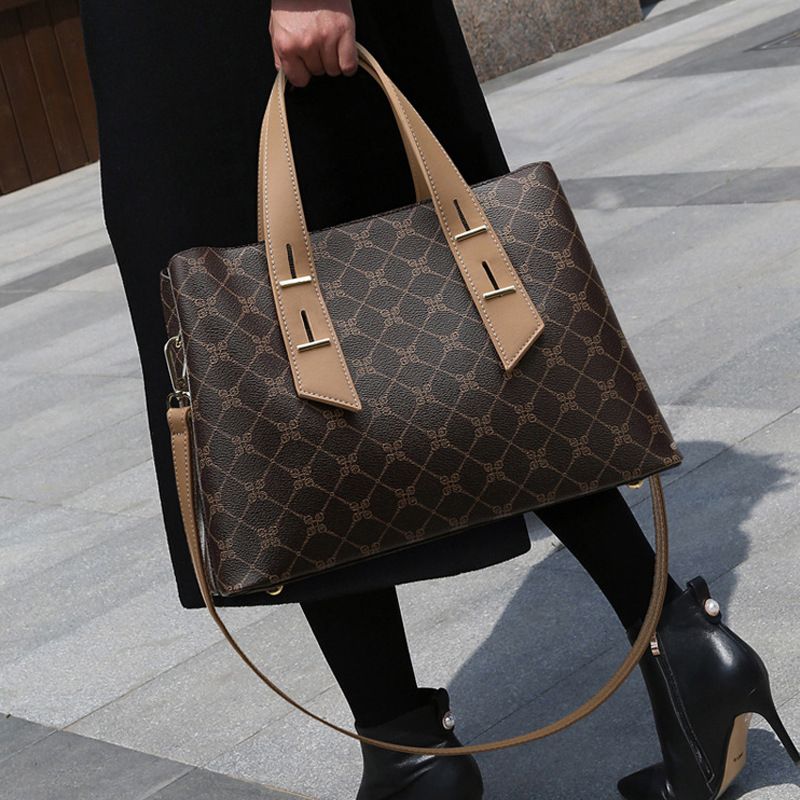 2025 Nieuwe grote capaciteit Tote Fashion Textured Shoulder Print Veelzijdige Crossbody Tas_voghion.com