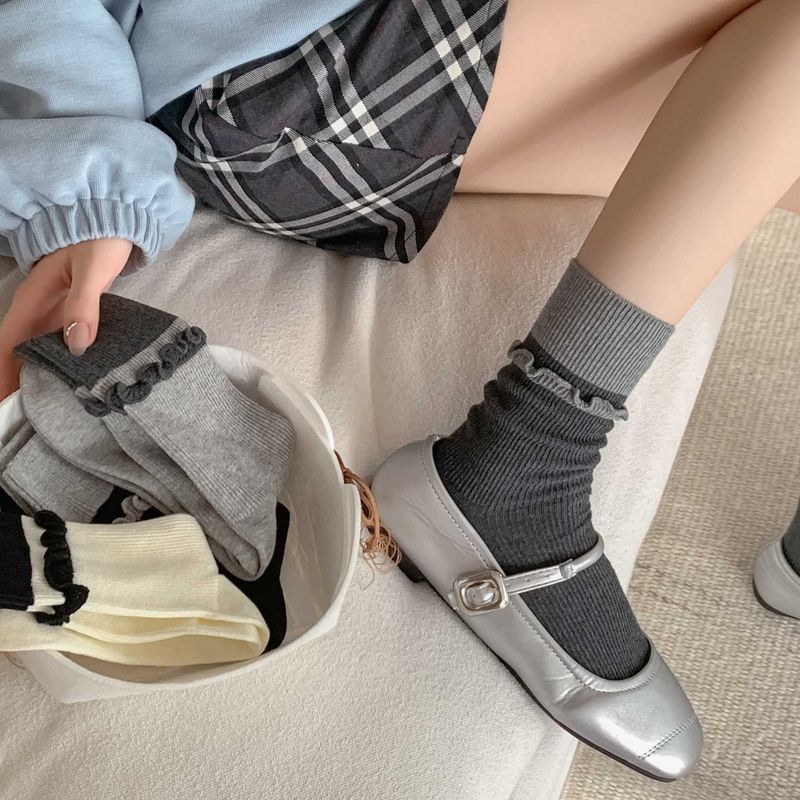 2025 Fall/Winter New Gray Lace Minimalist Contrast-Color Women's Socks_voghion.com