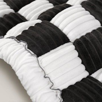 New Plush Mat Pet Thickened Cushion Car Back Seat Plaid Dog Bed Straight_voghion.com