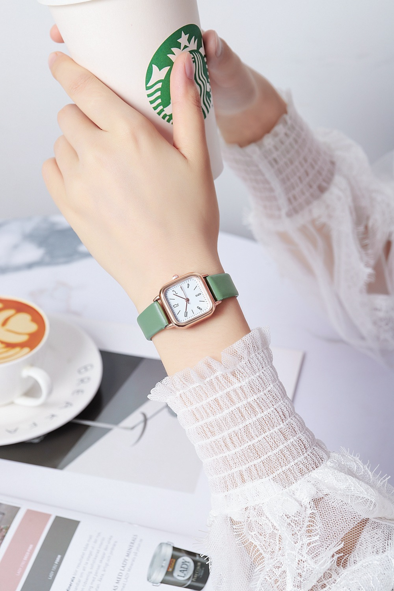 Orologio da donna alla moda, nuovo stile Instagram, serie Sen, moda digitale, minimalista, quadrato, con cintura per studenti, quadrante piccolo_voghion.com