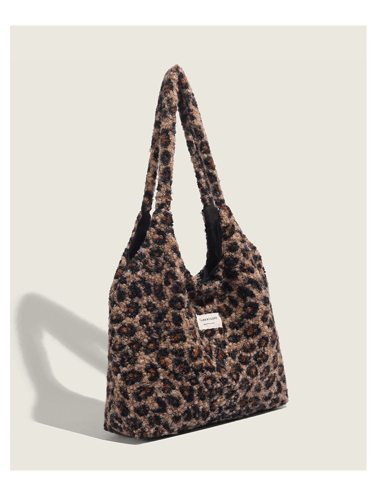 Leopard print fur for women 2024 winter new college style tote bag, large capacity single shoulder plush bag_voghion.com