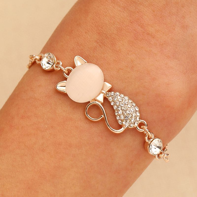 Design di moda transfrontaliero, squisito braccialetto con pietra occhio di gatto, collana, orecchini, accessori per travestimenti, tre pezzi_voghion.com