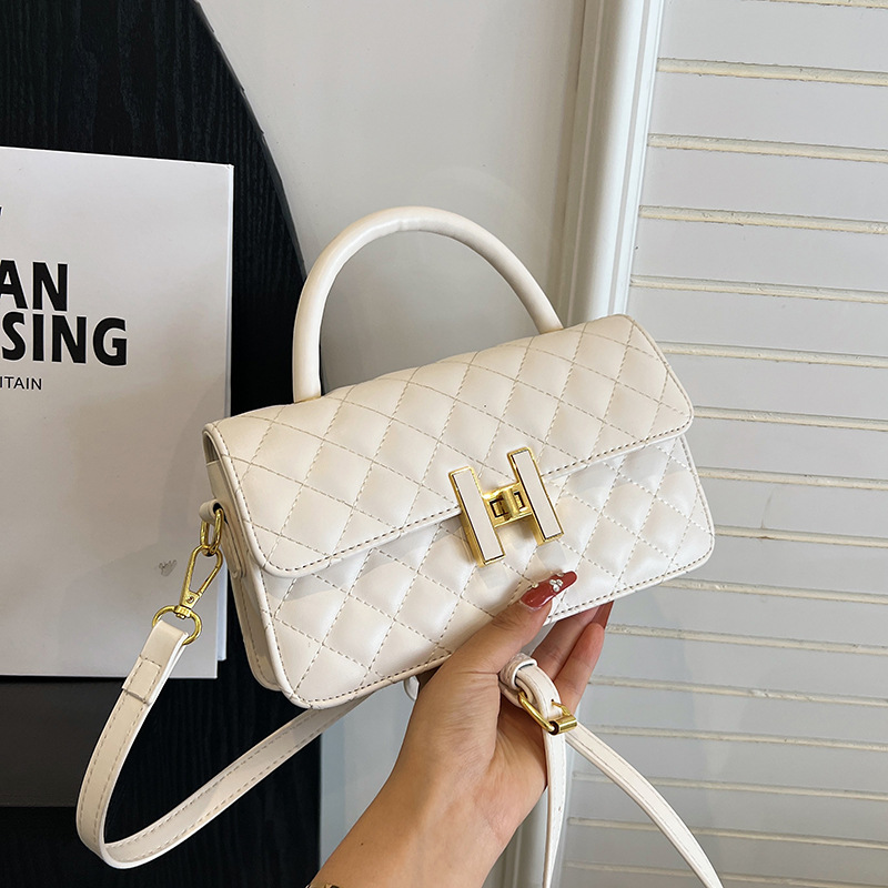 Borsa rombica di nuovo stile 2023 piccola borsa profumata stile nuova borsa a tracolla di moda design senso borsa tutto-fiammifero_voghion.com