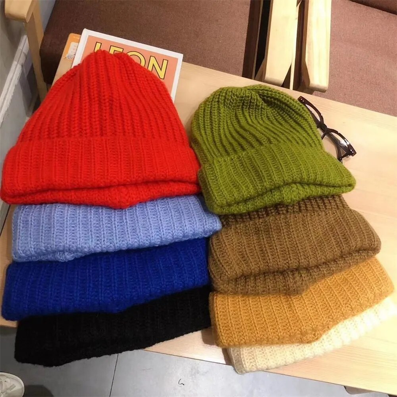 Winter Knitted Women's Hats Lock Temperature Warm Unisex Caps Skin-friendly Soft Big Head Woolen Beanie Clothing_voghion.com