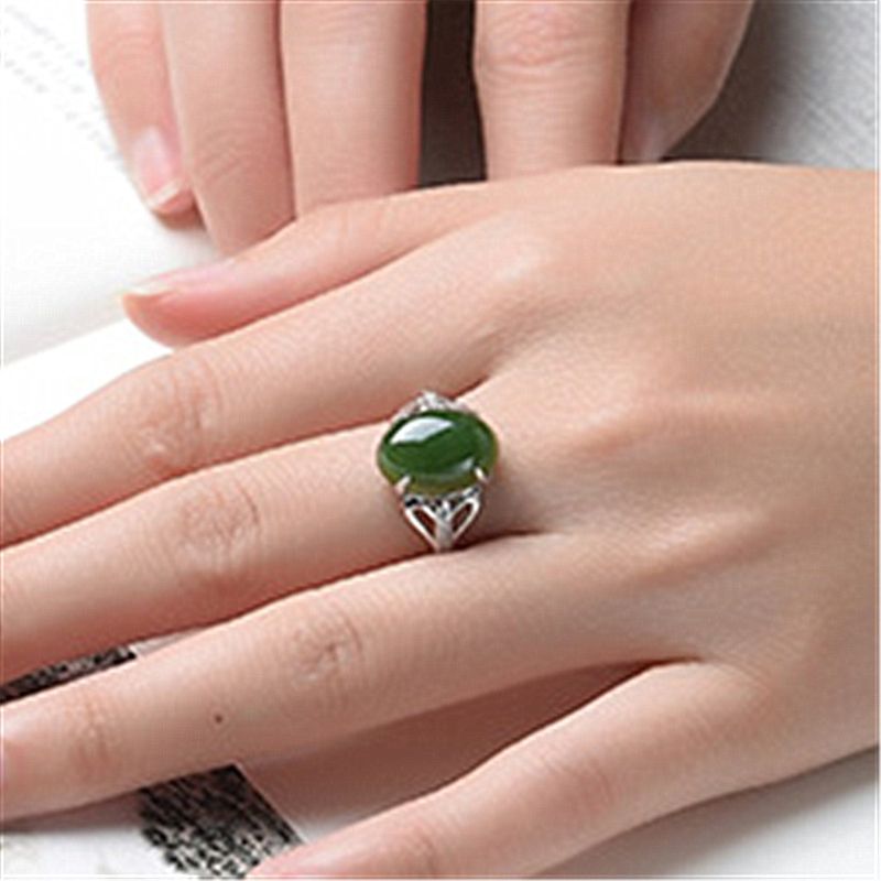 New Creative Green Agate Open Simple Diamond-Encrusted Ring Unisex Chalcedony Silver Jewelry_voghion.com