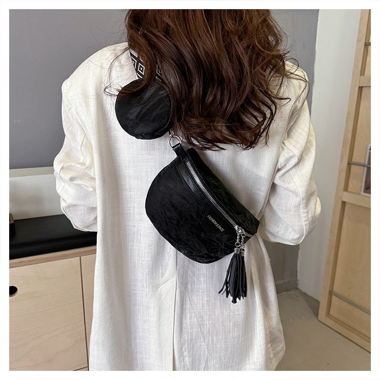 Borsa a tracolla con tracolla larga, semplice, alla moda, versatile, con tracolla larga, nuova, con nappa e lettera._voghion.com