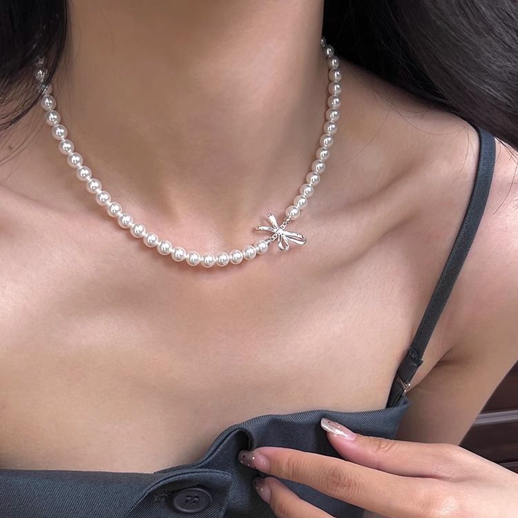 Collana di perle di lusso in argento puro con fiocco in nastro di nicchia, per donna, versatile e di alta qualità, con catena per clavicola._voghion.com